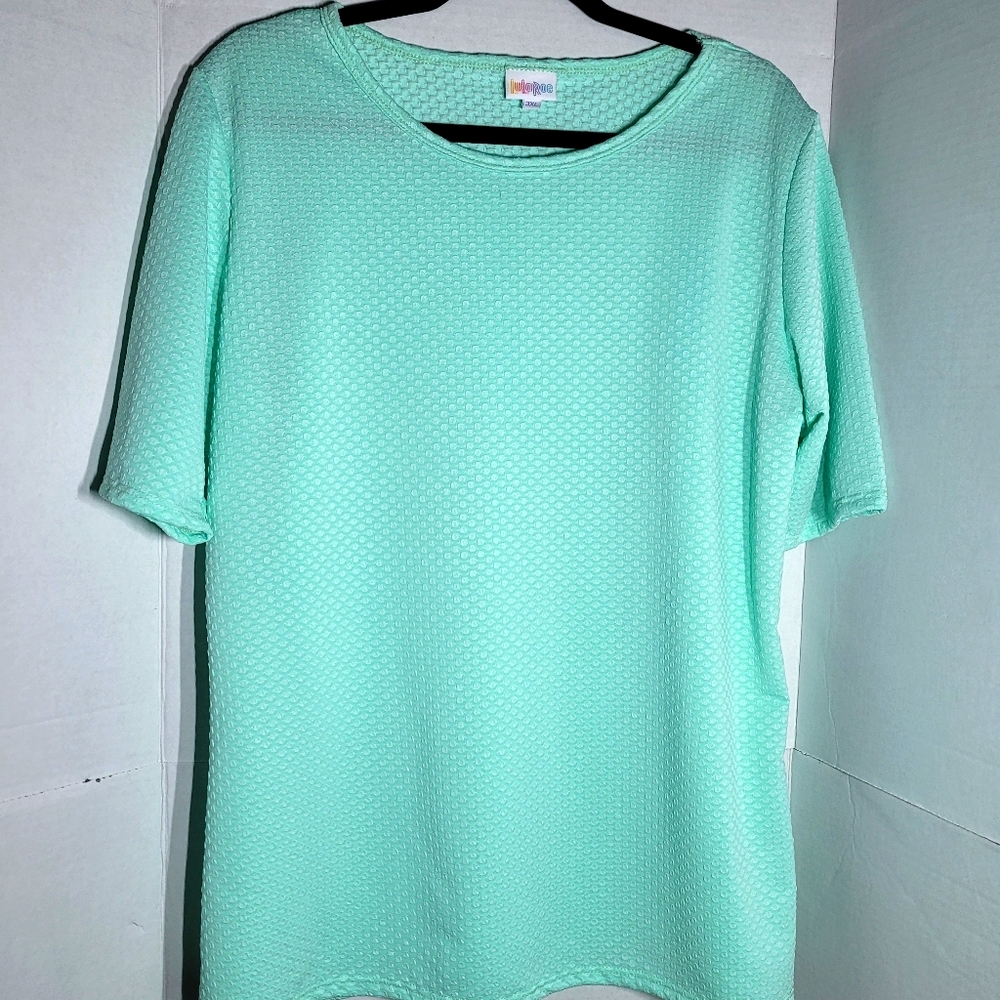 NWT LulaRoe * Retired* Gigi Top